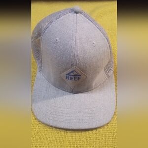 Reef Light Gray Cap with Blue Logo